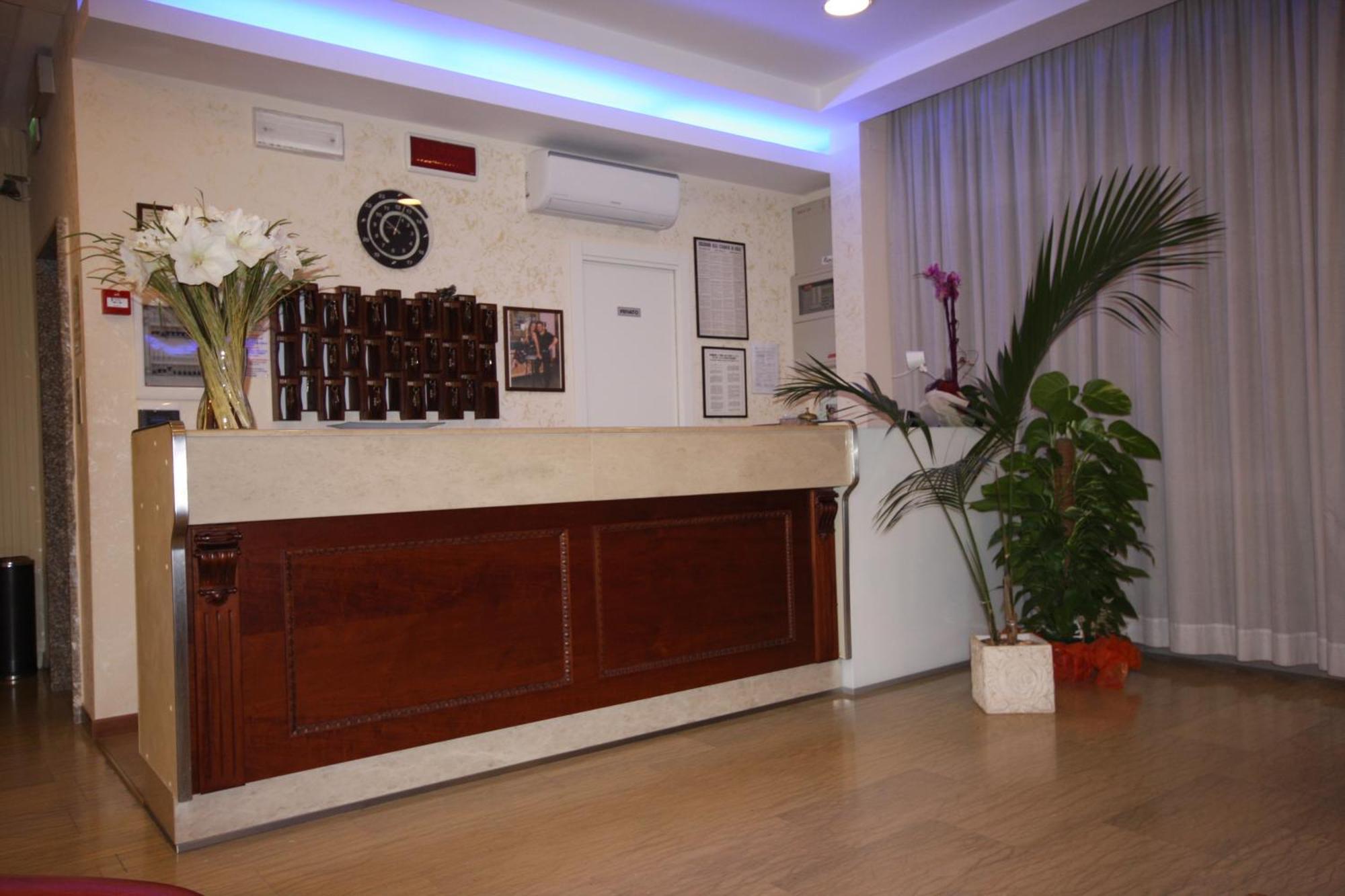 Hotel Sole Mio Rimini Exterior photo