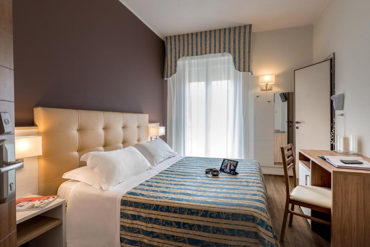Hotel Sole Mio Rimini Exterior photo